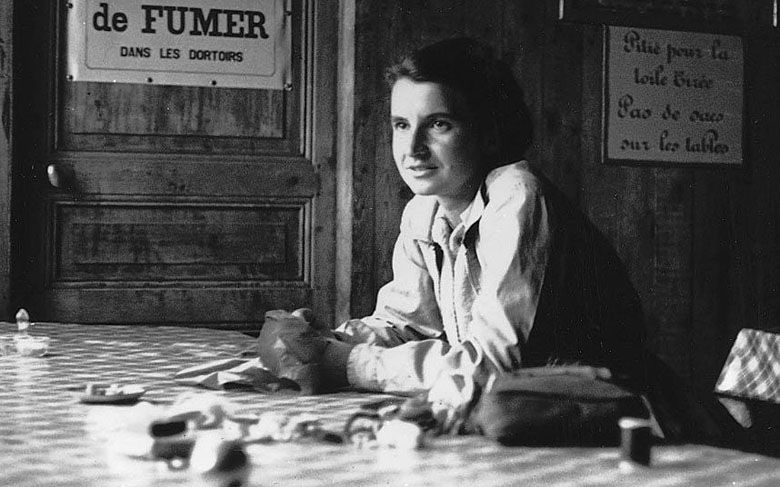 Rosalind Elsie Franklin -  brytyjska biofizyk, współodkrywczyni podwójnej helisy DNA, 1955