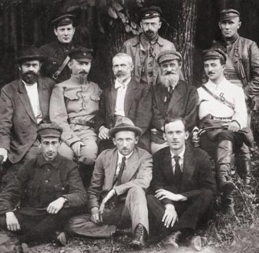 30.07.1920 Tymczasowy Komitet Rewolucyjny Polski ogłosił „Manifest" zapowiadający utworzenie polskiej republiki sowieckiej