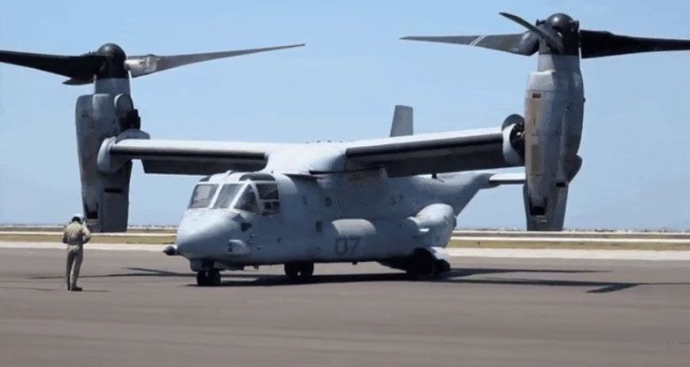 Bell-Boeing V-22 Osprey – amerykański zmiennopłat wielozadaniowy podczas składania/rozkładania (wideo)
