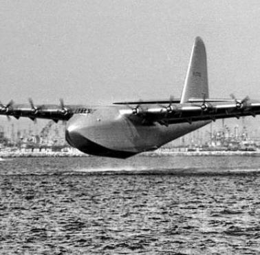 Hughes H-4 Hercules - amerykański samolot o największej rozpiętości skrzydeł, jaki kiedykolwiek powstał, 1947