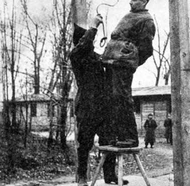 Egzekucja komendanta niemieckiego obozu Auschwitz-Birkenau - Rudolfa Hoessa, 1947