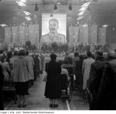 Upamiętnienie śmierci Stalina przez holenderską partię komunistyczną, Holandia, 1953