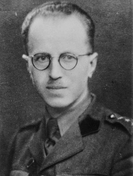 21 VIII 1944 pod Surkontami oddziały AK stoczyły bój z NKWD. Poległ m.in. ppłk Maciej Kalenkiewicz Kotwicz