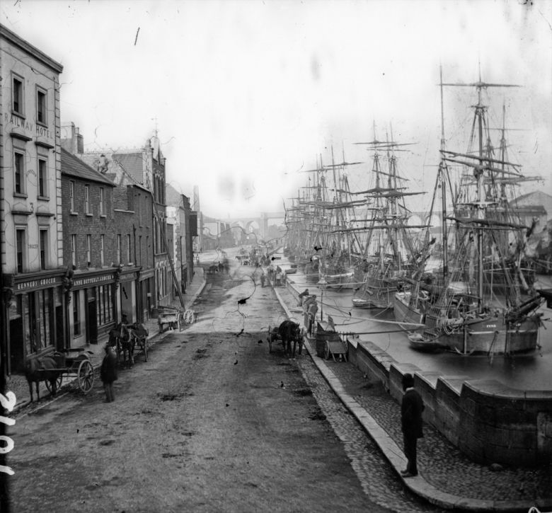 Port w irlandzkim mieście Drogheda w 1865 roku