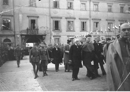 100 lat temu - 12 IX 1917 r. - w Warszawie mocarstwa okupacyjne powołały Radę Regencyjną