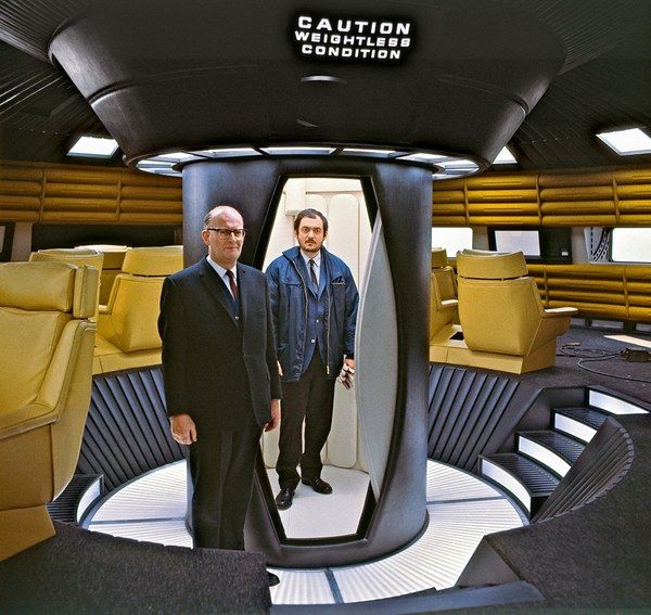Stanley Kubrick i Sir Arthur C. Clarke na planie filmu 2001: Odyseja kosmiczna, 1967