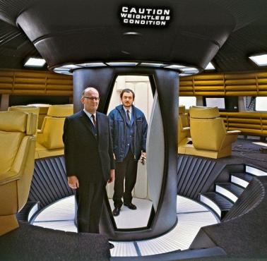 Stanley Kubrick i Sir Arthur C. Clarke na planie filmu "2001: Odyseja kosmiczna", 1967