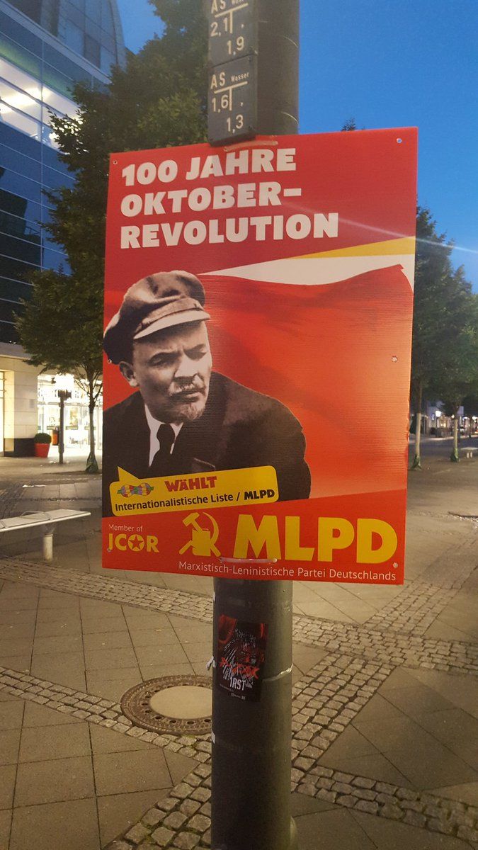 Jeden z plakatów podczas kampanii wyborczej w Niemczech, bez komentarza