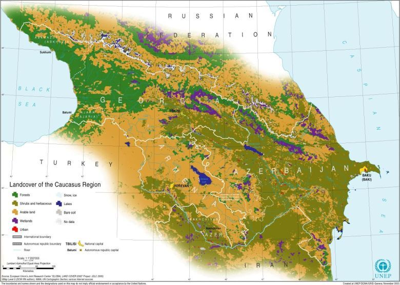 Mapa Kaukazu z uwzględnieniem lasów, jezior, terenów zurbanizowanych i górskich ...
