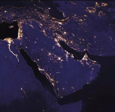 Bliski Wschód nocą, widoczny Nowy Jedwabny Szlak