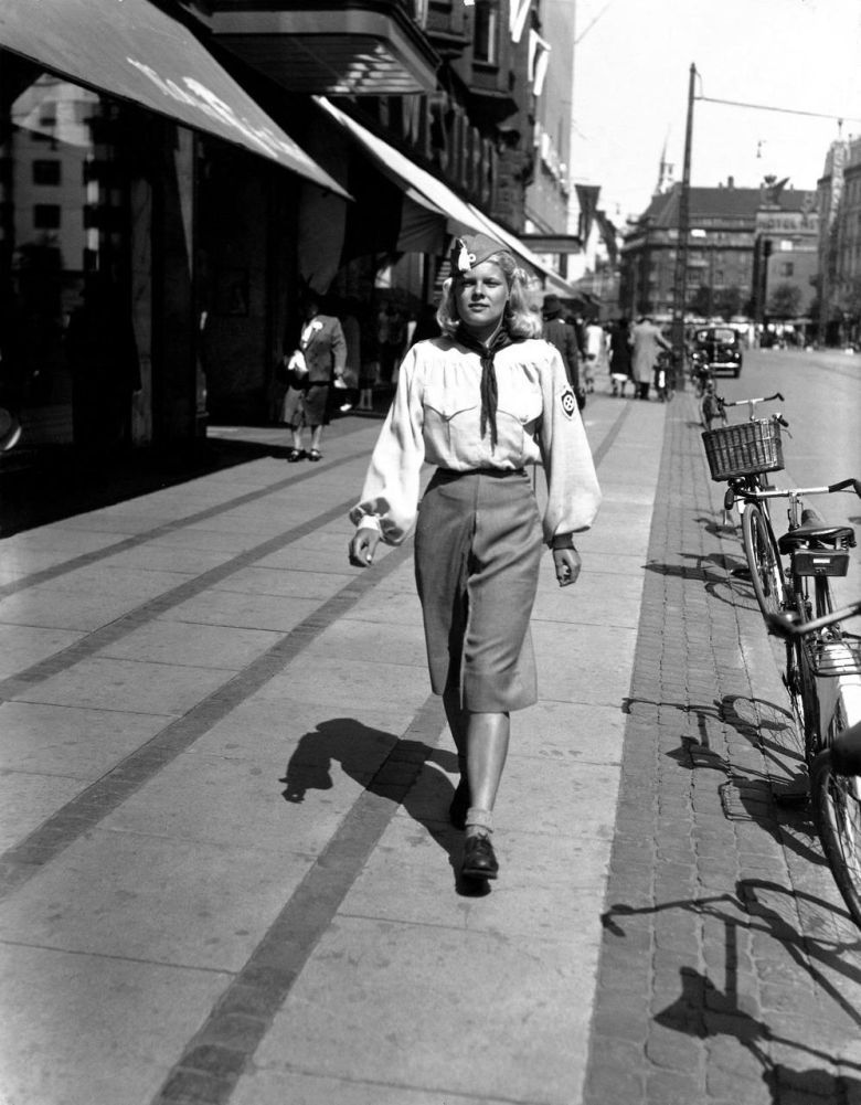 Partyjny uniform duńskich narodowych socjalistów (Denmarks Nationalsocialistiske Ungdom), 1941