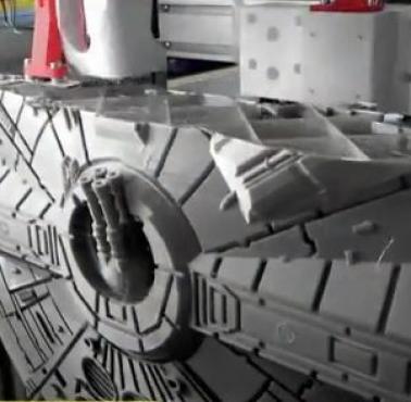 Millenium Falcon z drukarki 3d (timelapse wideo)