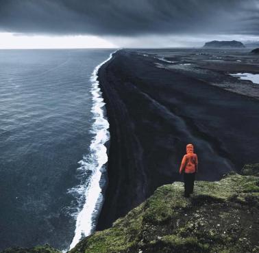 Czarna plaża Reynisfjara, Viku, Islandia