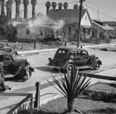 Policja Los Angeles w trakcie akcji, 17 lutego 1938