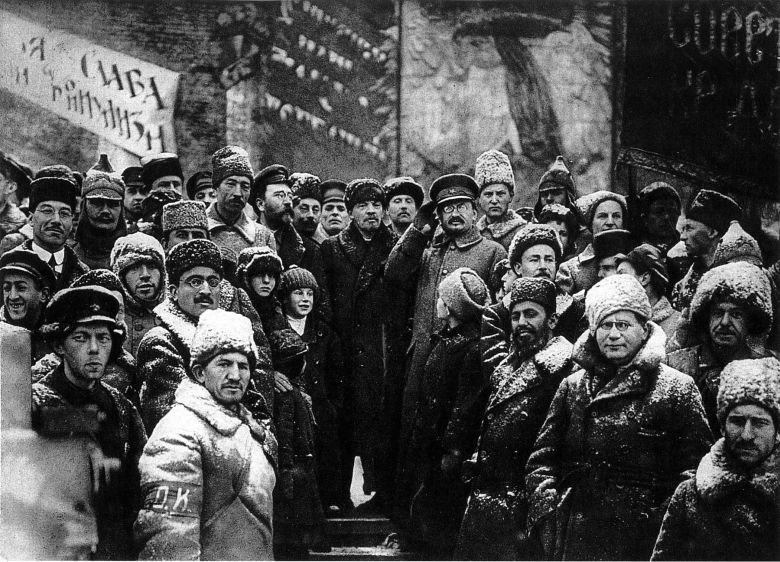 Ludobójcy Lenin i Trocki na Placu Czerwonym, 1919