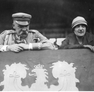 Józef Piłsudski stwierdził, że: "Cracovia jest właśnie tym klubem, który nauczył mnie interesować się sportem"