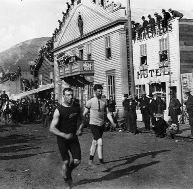 Wyścigi w Dawson City, Yukon, 1900