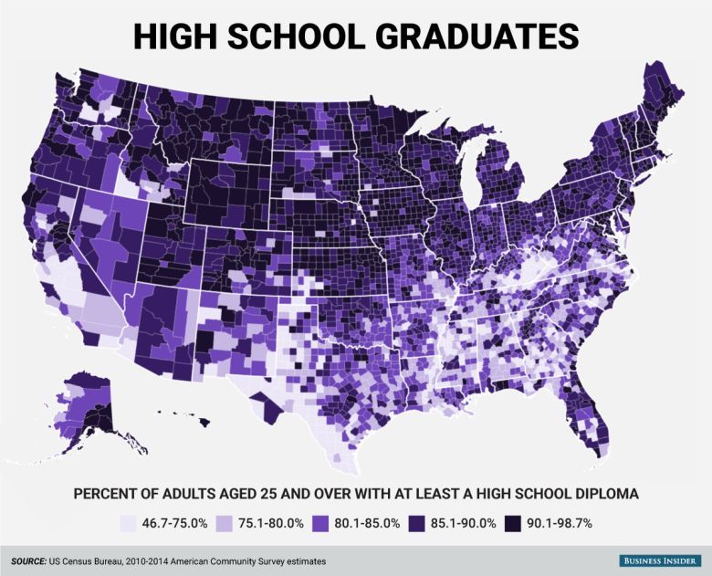 Odsetek dorosłych (25 lat i więcej) z co najmniej dyplomem ukończenia szkoły średniej, 2010-14, USA