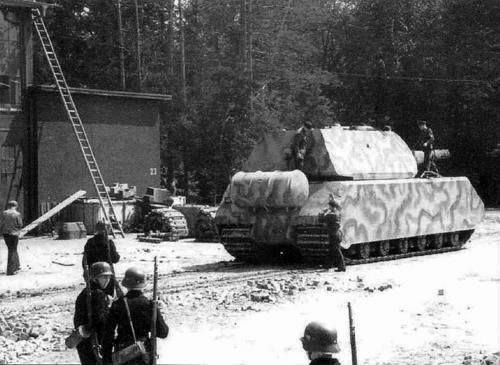 Panzerkampfwagen VIII Maus – 188-tonowy czołg konstrukcji niemieckiej z okresu II wojny światowej