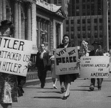 Socjaliści z partii demokratycznej protestują przeciwko udziału USA w wojnie z Niemcami, Nowy Jork, 1941