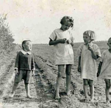 Dzieci Ulmów - zamordowane wraz z rodzicami przez Niemców za ukrywanie Żydów, 1944