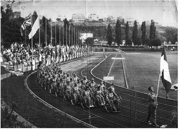 Pierwsze oficjalne igrzyska paraolimpijskie odbyły się w Rzymie w 1960 roku. Uczestniczyło w nim 400 zawodników z 23 krajów