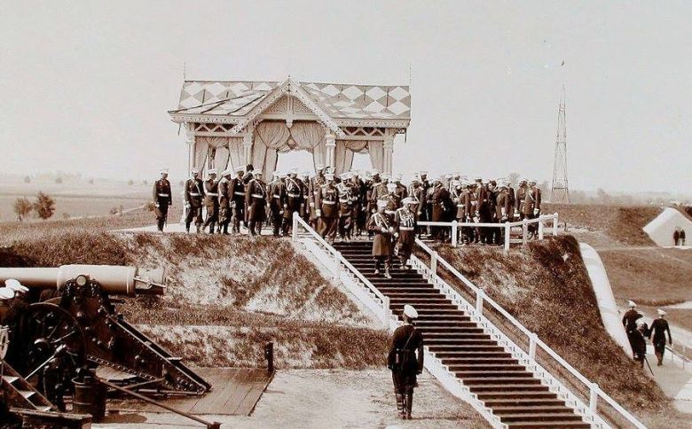 Car Mikołaj II wizytuje Fort Służew, W-wa, 1897