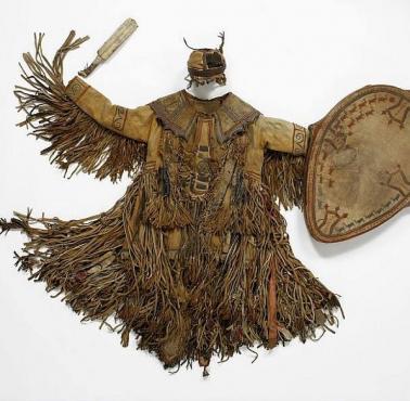 Strój ewenkijskiego szamana z końca XIX w., Rosja, Syberia