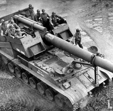 240 mm Howitzer Motor Carriage T92, amerykańska haubica samobieżna opracowana w okresie II wojny światowej