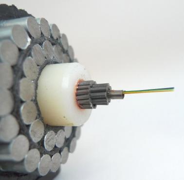 Przekrój podmorskiego kabla