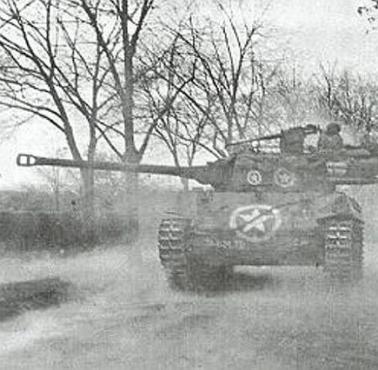 Pogromca Tygrysów i Panter amerykański czołg M18 „Hellcat”, 1 kwietnia 1945, Wiesloch, Niemcy, 1944