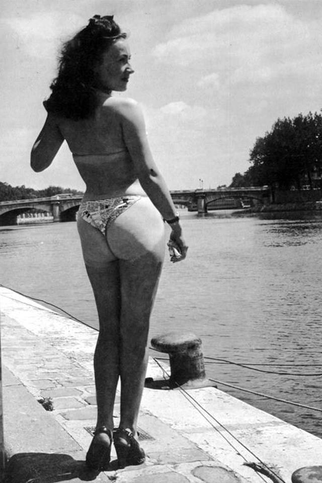 Jedna z pierwszych prezentacji bikini, Paryż, lipiec 1946 roku