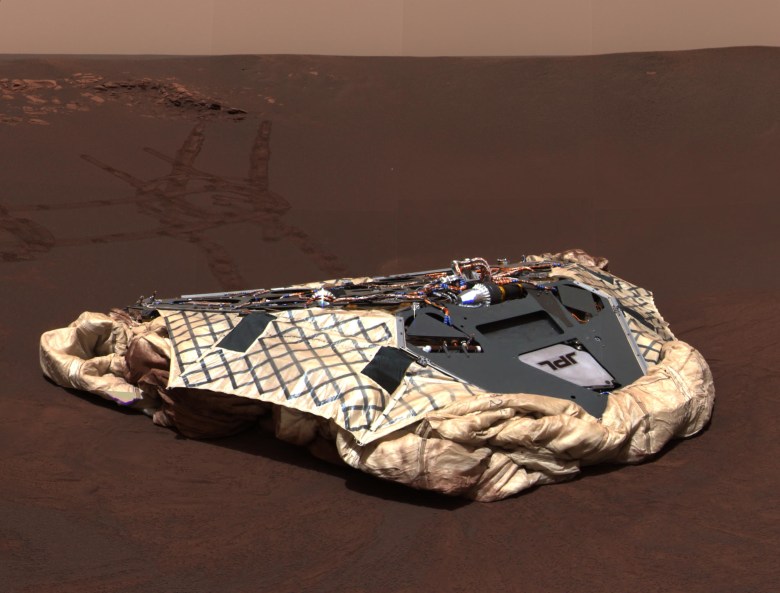 Pusty lądownik łazika Opportunity na Marsie