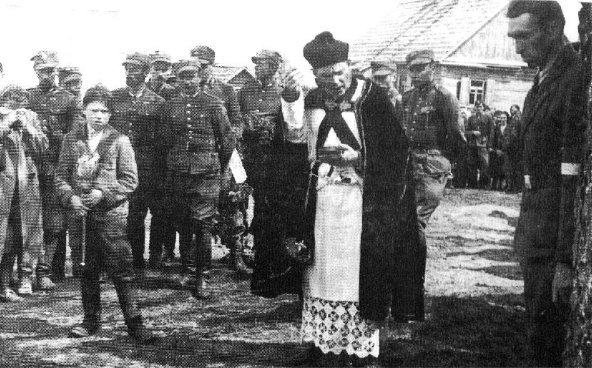 2 II 1945r. 200 żołnierzy z 8 Oszmiańskiej Brygady AK stoczyło Bitwę pod Rowinami z 2000 bandytami z NKWD