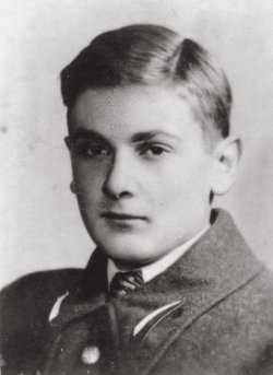 Tadziu Klukowski za 3 miesiące walki z komuną Ludzie Honoru zgotowali mu na Mokotowie golgotę przy której KL Auschwitz to ..
