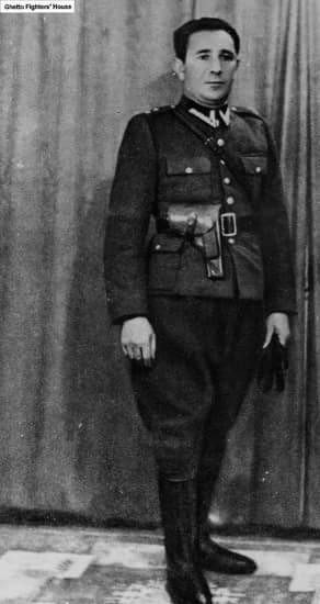 22/23 I 1943 bojówka Gwardii Ludowej dowodzona przez żydowskiego zbrodniarza Izraela Ajzenmana ...