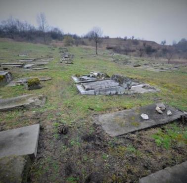 W 1943 w Krakowie,szmalcownik Salo Weininger wraz z SS-Sturmscharführerem Erichem Vollbrechtem ,obiecali 80 Żydom wyjazd za gran