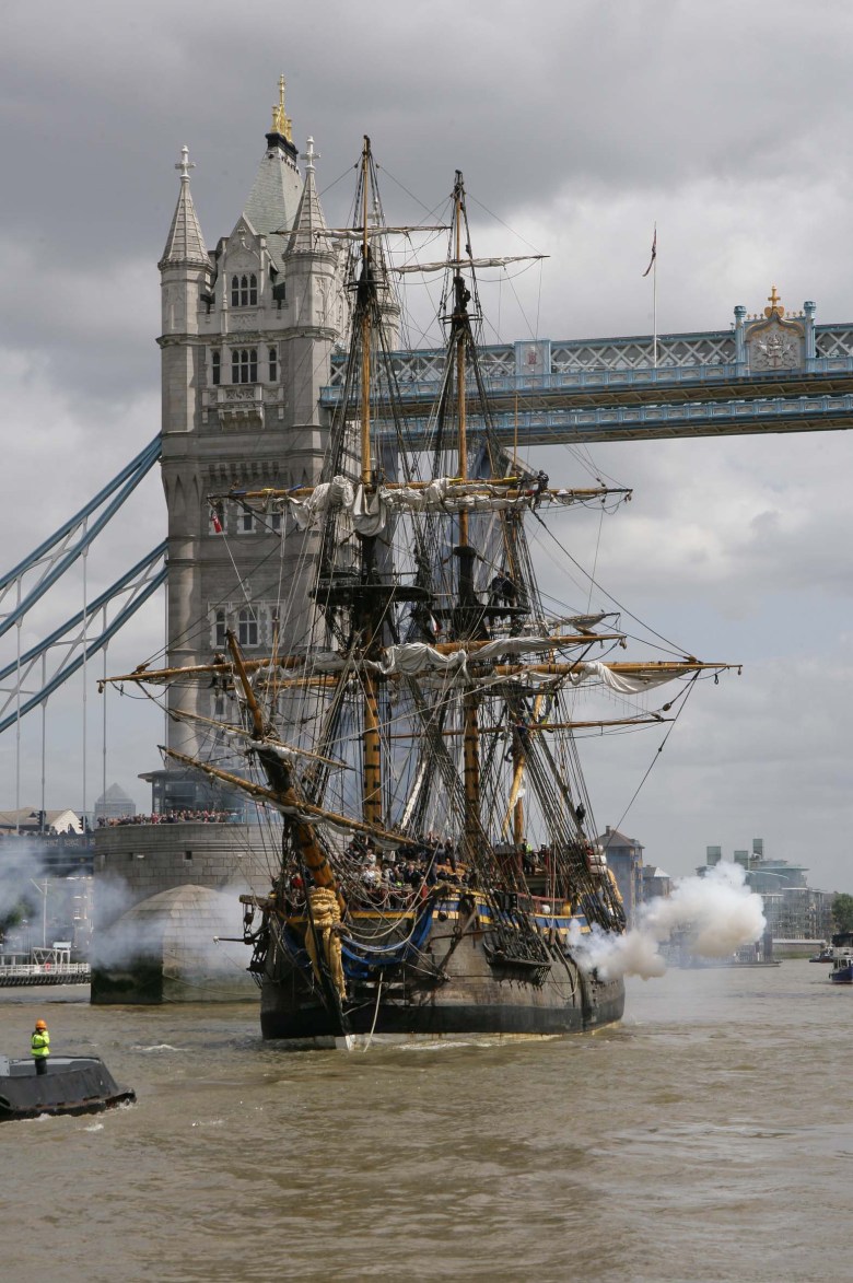 Götheborg, replika statku handlowego Szwedzkiej Kompani Indii Wschodnich, który zatonął w 1745 roku