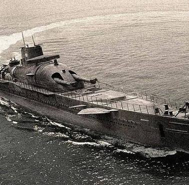 Surcouf – francuski okręt podwodny z okresu II wojny światowe. Do 1943 największy okręt podwodny świata