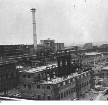 Niemieckie zaklady chemiczne przy obozie Auschwitz - Birkenau, 1941-1945