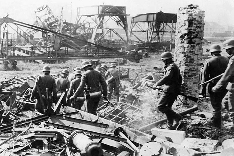 Niemcy na Westerplatte, 1939