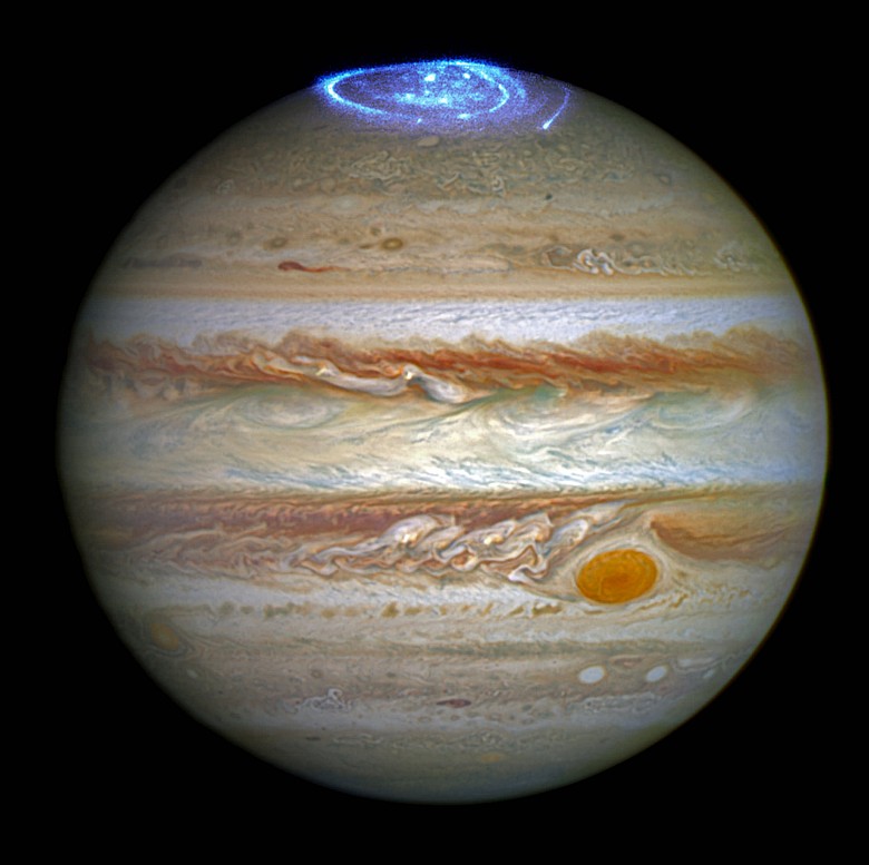 Zdjęcie wywołanej wiatrem słonecznym zorzy na Jowiszu, teleskop Hubble