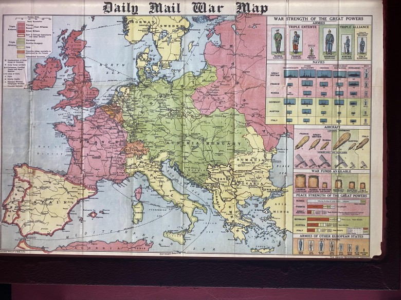 Mapa, która znajduje się w Muzeum Wojny na Polach Flandrii w Ypres