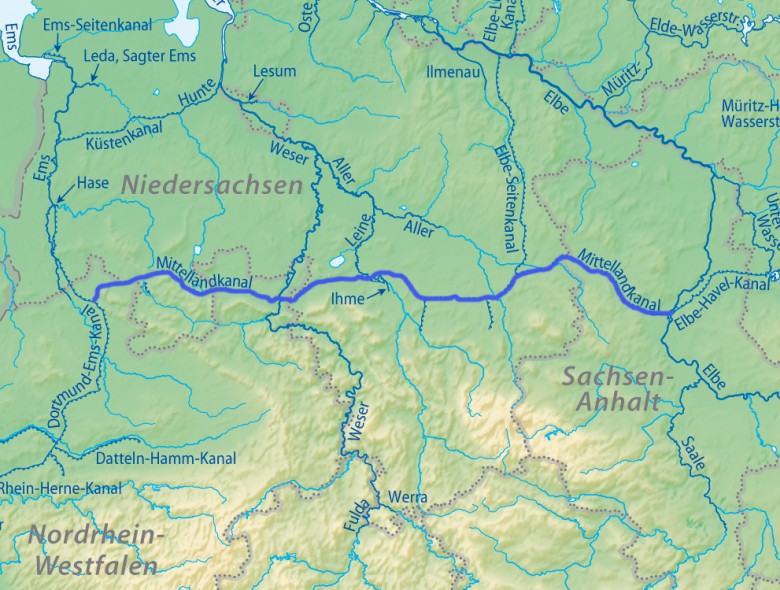 Mittellandkanal - łączy Ren z Łabą. Zbudowano go w 1906 roku
