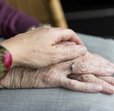 Chińskie powiedzenie "Pokaż mi, jak traktujesz swoich seniorów, a będę wiedział, na jakim etapie cywilizacji jesteś"