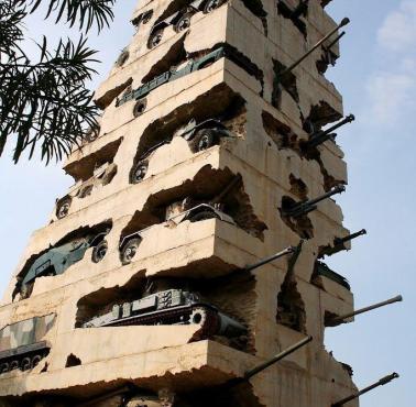 Monument upamiętniający wojnę domową w Libanie z lat 1975 – 1990