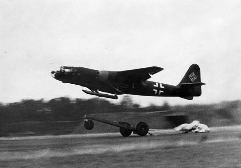 Arado Ar 234 – niemiecki samolot bombowo-rozpoznawczy o napędzie odrzutowym