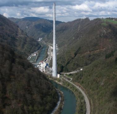Komin w Trbovlju – najwyższy komin w Europie o wysokości 360 metrów położony niedaleko miejscowości Trbovlje w Słowenii