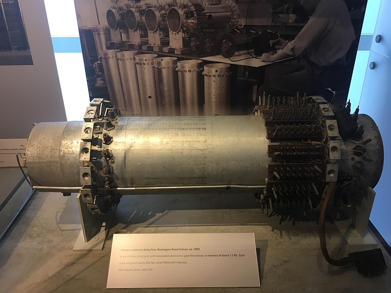 Pamięć 1.5 KB pierwszego na świecie elektronicznego komputera ogólnego przeznaczenia - UNIVAC I