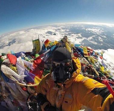 Selfie z samego szczytu Mount Everestu